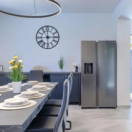 Vila Ventus By Interhome Pula