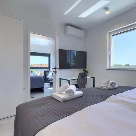 Ventus By Interhome Vila Pula